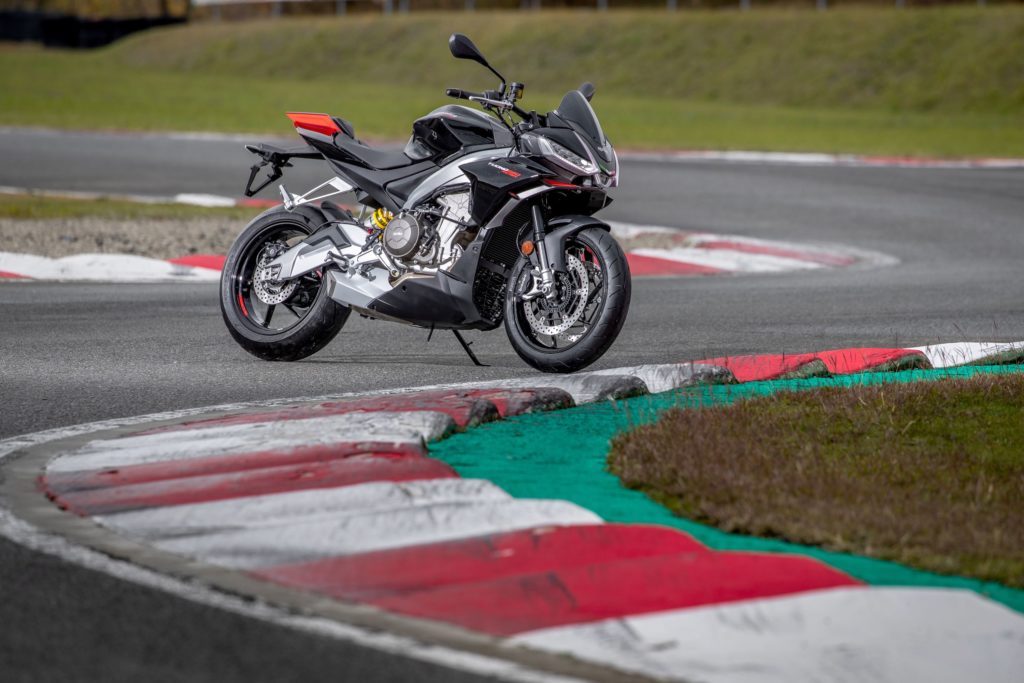 2022 Aprilia Tuono 660 Factory review